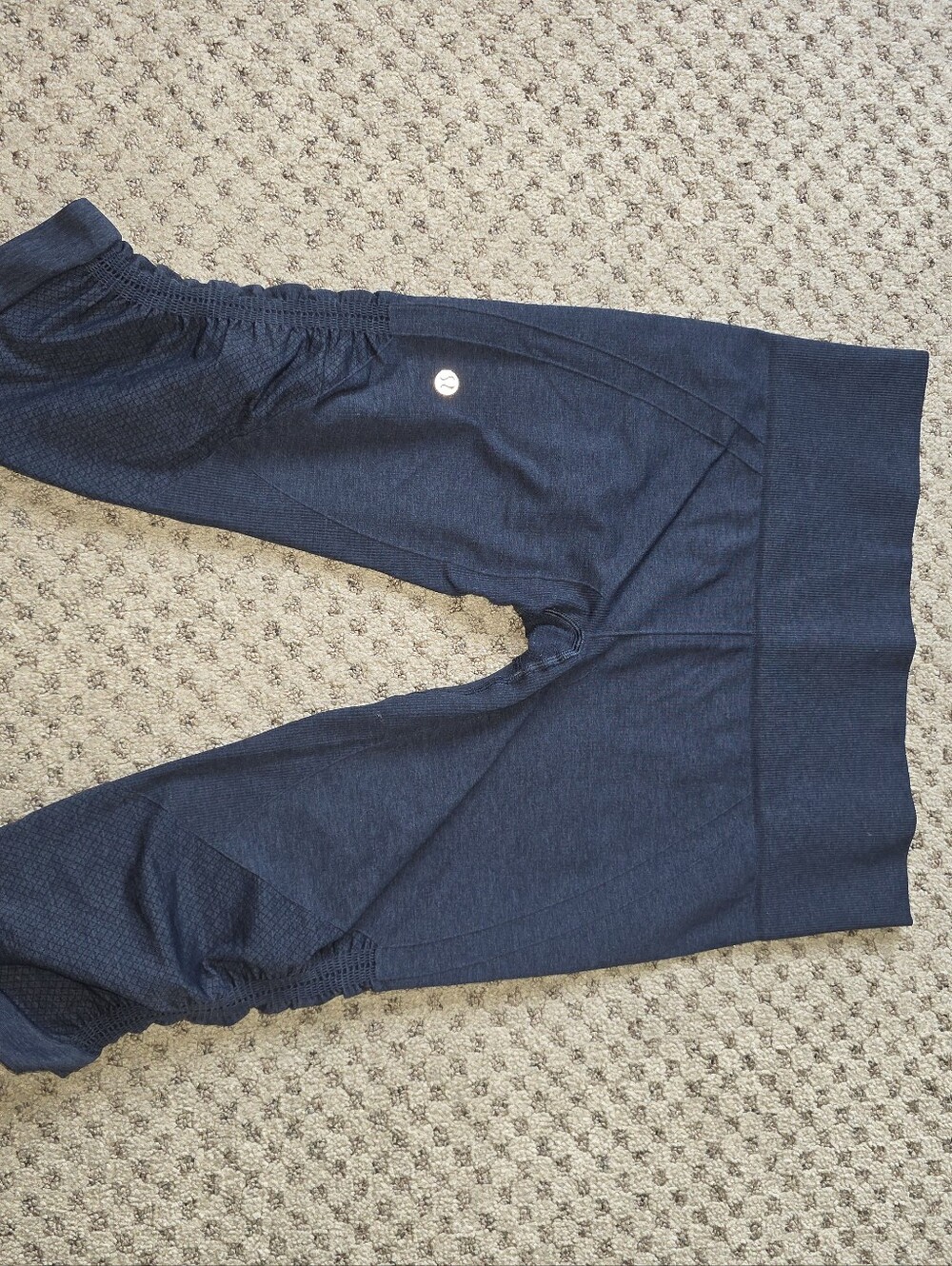 lululemon athletica In The Flow Crop - Picture 6 of 8